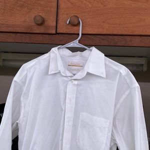 Non-Iron Full-Fit Button-Down Collar Solid Dress Shirt